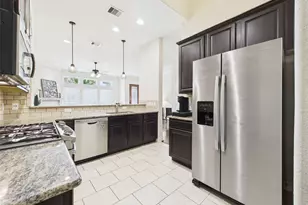 22 Tassia Ln, Pasadena, TX 77058 - Photo 11