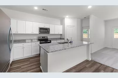 31127 Gayle Prairie Oak Street, Waller, TX 77484 - Photo 3