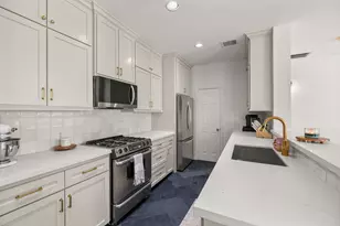 1616 W 25th St, Houston, TX 77008 - Photo 17