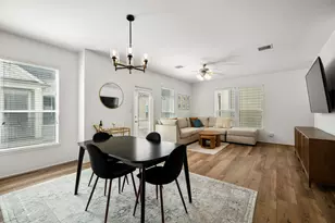 1616 W 25th St, Houston, TX 77008 - Photo 13