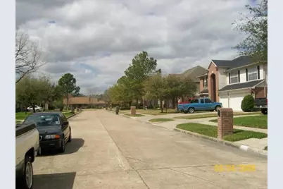 2203 Long Rock Drive, Missouri City, TX 77489 - Photo 3