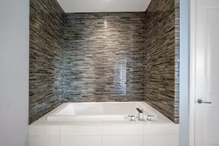 1409 Post Oak Blvd, Houston, TX 77056 - Photo 29