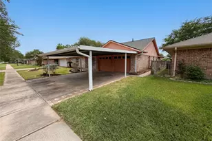 1902 New Orleans St, Deer Park, TX 77536 - Photo 7
