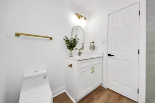 717 Phyllis Ct, Conroe, TX 77303 - Photo 17