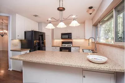 9107 Wallingham Court, Spring, TX 77379 - Photo 11