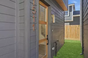 1511 McKee St, Houston, TX 77009 - Photo 3