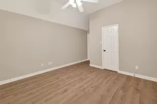 4303 Monarch Dr, Sugar Land, TX 77479 - Photo 29