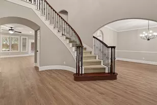 4303 Monarch Dr, Sugar Land, TX 77479 - Photo 5