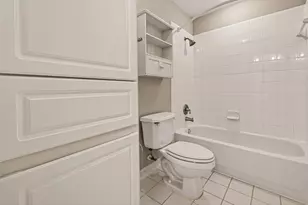 4303 Monarch Dr, Sugar Land, TX 77479 - Photo 33