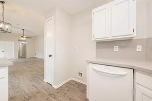 9247 Autumnsong Dr, Houston, TX 77064 - Photo 19