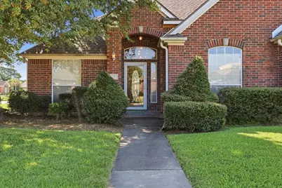 2831 Meadowbrook Lane, Port Neches, TX 77651 - Photo 5