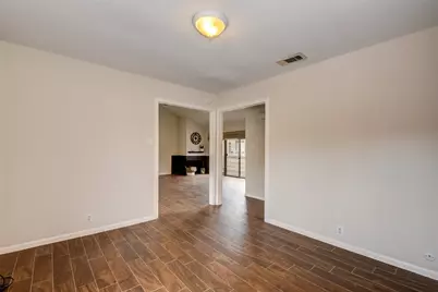2829 Timmons Lane #138, Houston, TX 77027 - Photo 13