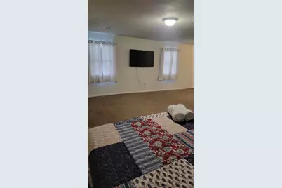 2010 Caplin Street #B, Houston, TX 77026 - Photo 3
