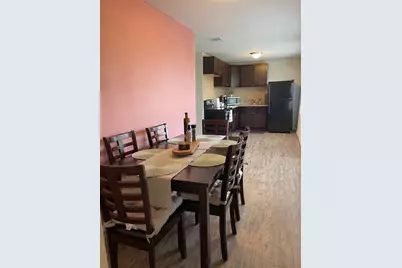 2010 Caplin Street #B, Houston, TX 77026 - Photo 5