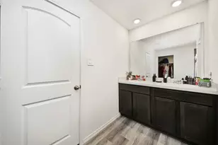 1010 Muscadine Vine Ln, Houston, TX 77090 - Photo 21