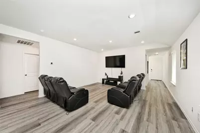 1010 Muscadine Vine Lane, Houston, TX 77090 - Photo 9