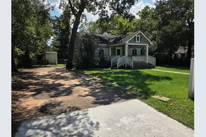 417 W Lewis Street W, Conroe, TX 77301 - Photo 1