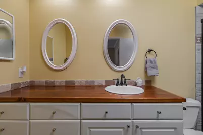 2228 S Piney Point Rd #109, Houston, TX 77063 - Photo 13