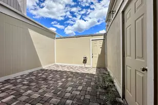 2228 S Piney Point Rd, Houston, TX 77063 - Photo 19