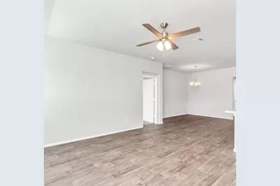 1827 Gibbons Creek Drive, Rosenberg, TX 77469 - Photo 9