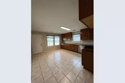 15202 Lynford Crest Drive, Houston, TX 77083 - Photo 11