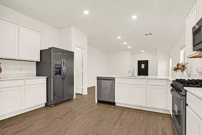 2010 Ballesteros Street, Crosby, TX 77532 - Photo 9