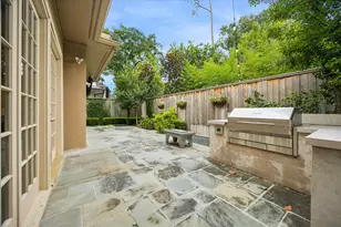 134 Park Laureate Dr, Houston, TX 77024 - Photo 37