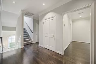 134 Park Laureate Dr, Houston, TX 77024 - Photo 33