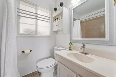 1404 Hemlock Drive, Pasadena, TX 77502 - Photo 13