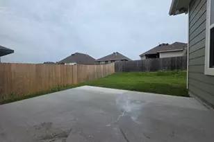 1499 Lk Rdg Dr, Brenham, TX 77833 - Photo 17