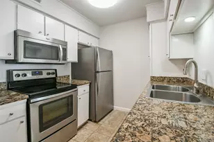 4641 Wild Indigo St, Houston, TX 77027 - Photo 9