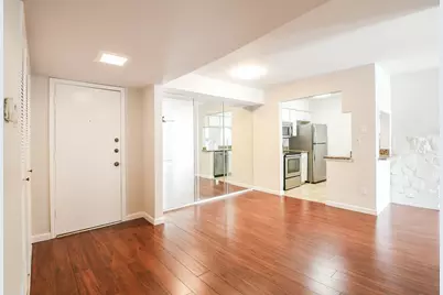 4641 Wild Indigo Street #450, Houston, TX 77027 - Photo 3