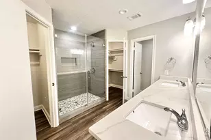 2523 Castle Pl, Stafford, TX 77477 - Photo 13