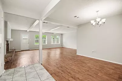5127 Royal Parkway, Friendswood, TX 77546 - Photo 3