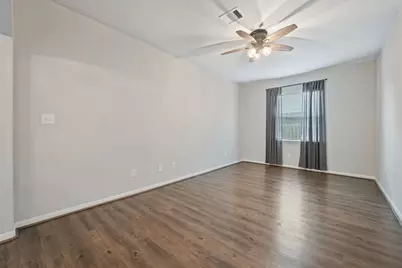 127 Comal Drive, Baytown, TX 77523 - Photo 7