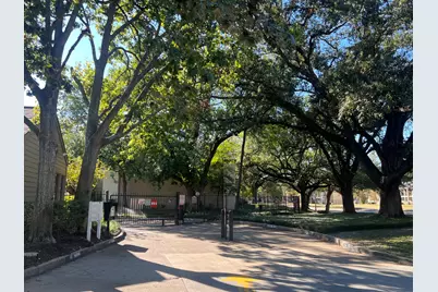 10047 Westpark Drive #46, Houston, TX 77042 - Photo 3