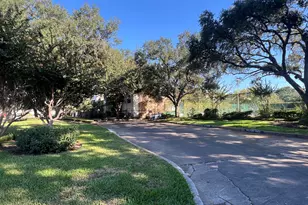 10047 Westpark Dr, Houston, TX 77042 - Photo 5