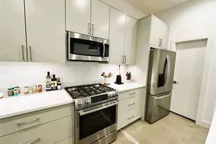 805 Dorothy St, Houston, TX 77007 - Photo 5