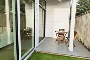 805 Dorothy St, Houston, TX 77007 - Photo 7