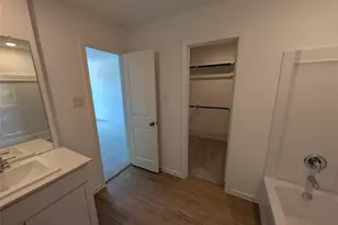 810 Shrub Ct, Magnolia, TX 77354 - Photo 7