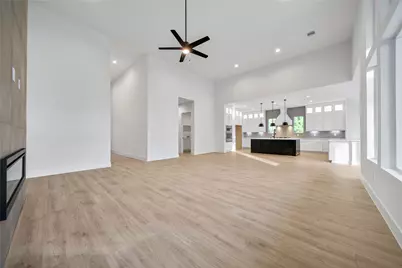 343 Louvenia Court, Pinehurst, TX 77362 - Photo 3