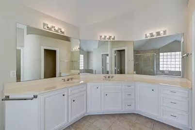 650 Westcross Street #35, Houston, TX 77018 - Photo 37
