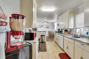 914 Treaty Dr, Surfside Beach, TX 77541 - Photo 17