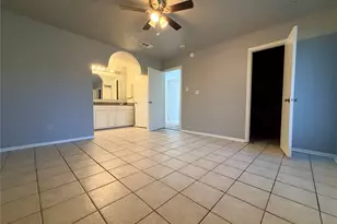 2731 Flintrock Cir, Houston, TX 77067 - Photo 17