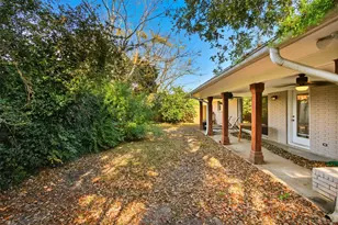 1205 Marine Dr, Galveston, TX 77550 - Photo 27