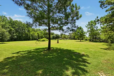 424 Middleton Street, Bacliff, TX 77518 - Photo 31