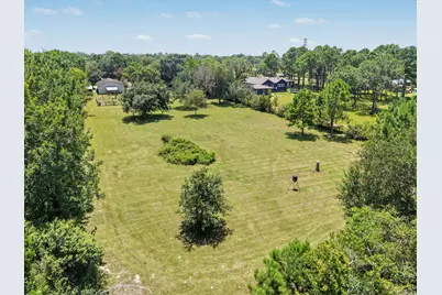 424 Middleton Street, Bacliff, TX 77518 - Photo 3