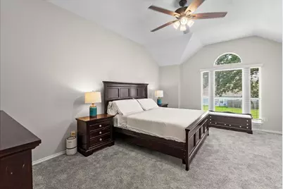 838 San Jacinto Circle, Baytown, TX 77521 - Photo 13