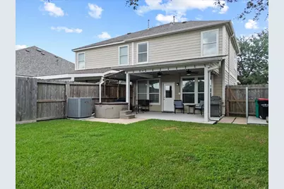 838 San Jacinto Circle, Baytown, TX 77521 - Photo 5