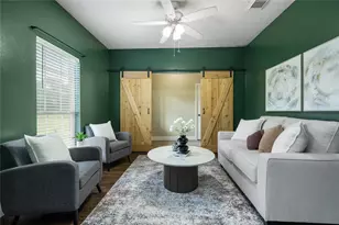 1102 Spring Branch Dr, Baytown, TX 77523 - Photo 9